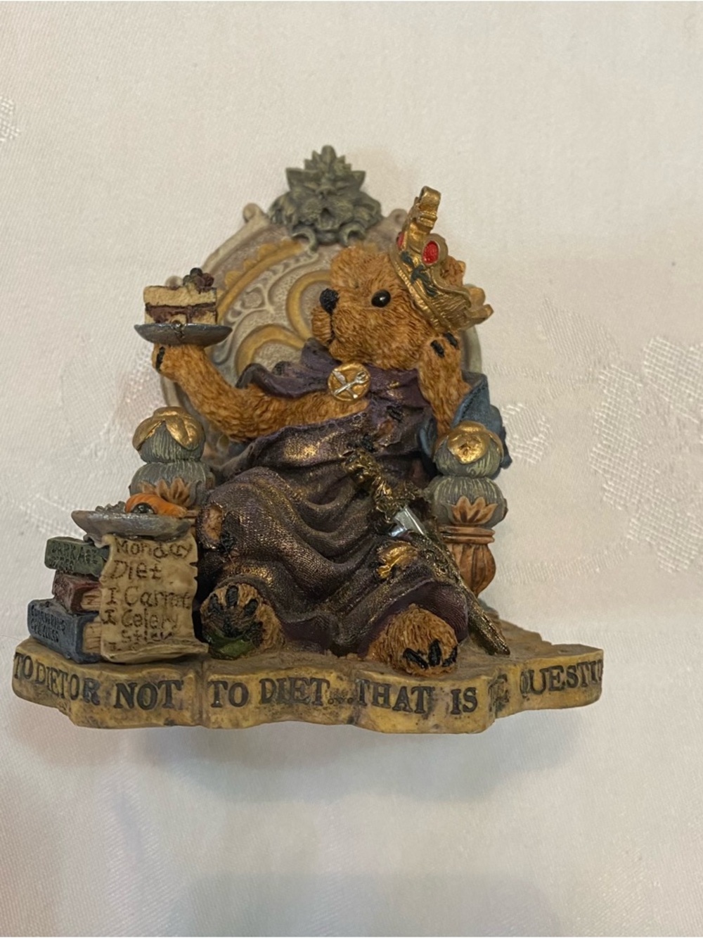 Boyds Bears & Friends – “Prince Hamalot” 1997 Celebration Edition Figurine